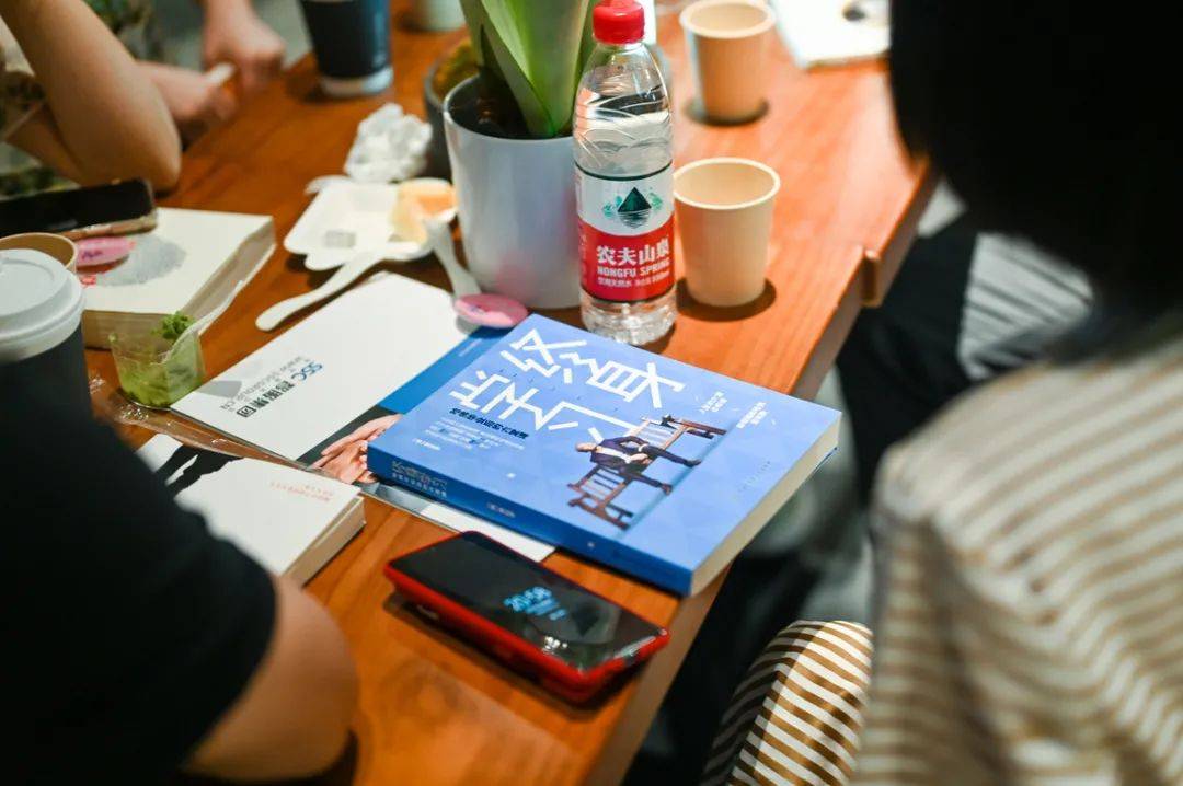 生活经验讲述活动设计:告别冷场尴尬,打造人人愿意分享的温暖空间 生活经验讲述活动设计:告别冷场尴尬,打造人人愿意分享的温暖空间