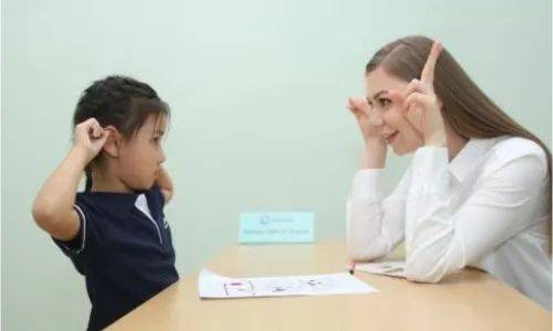 生活经历翻译:轻松跨越语言障碍,让个人故事温暖传递 生活经历翻译:轻松跨越语言障碍,让个人故事温暖传递